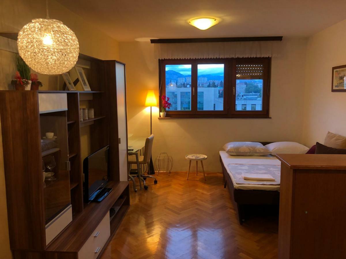 Garsonjera Katarina Apartment Split Bagian luar foto