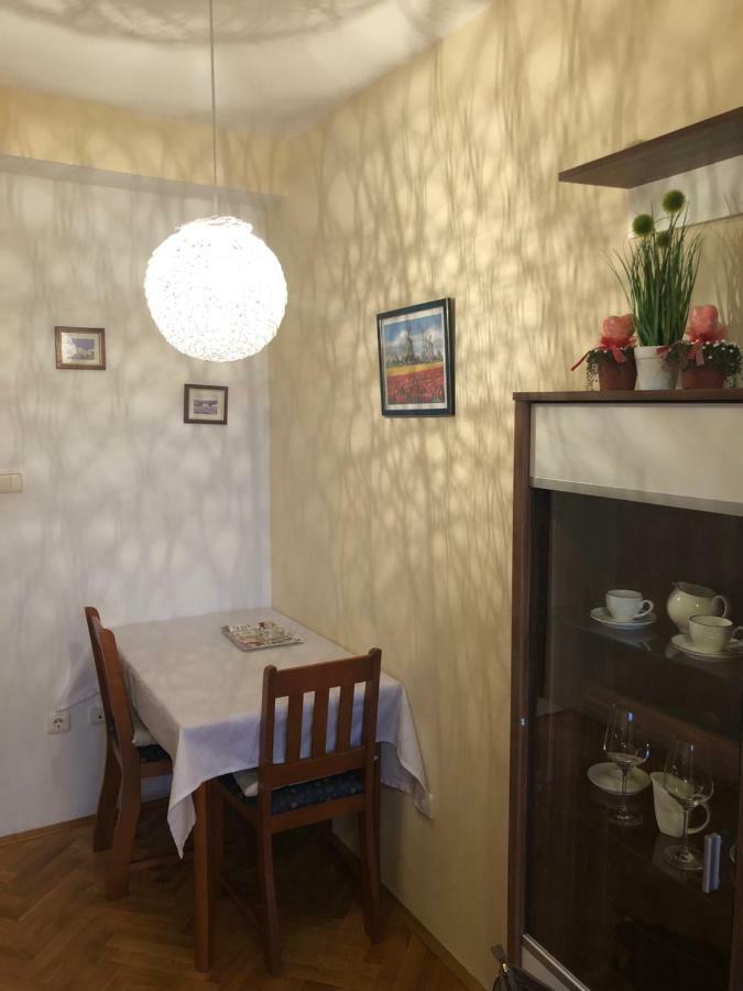 Garsonjera Katarina Apartment Split Bagian luar foto